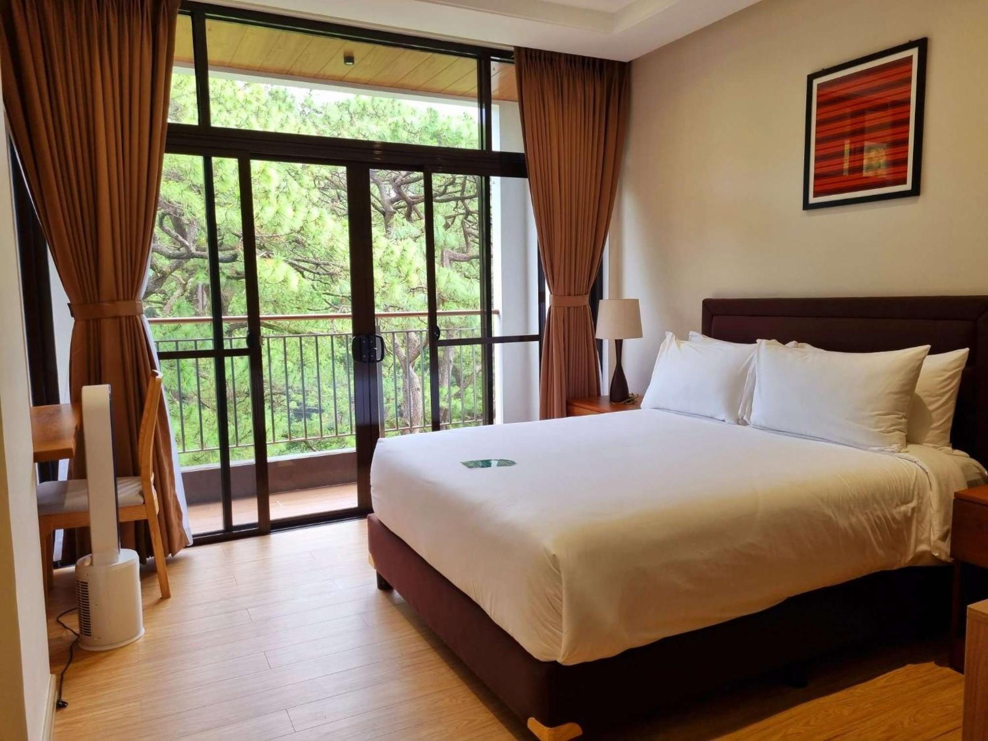 באגויו Alvea Hotel And Residences מראה חיצוני תמונה